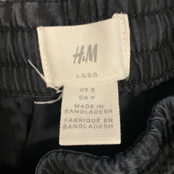 Black Chino Shorts H&M - Picture 2 of 3